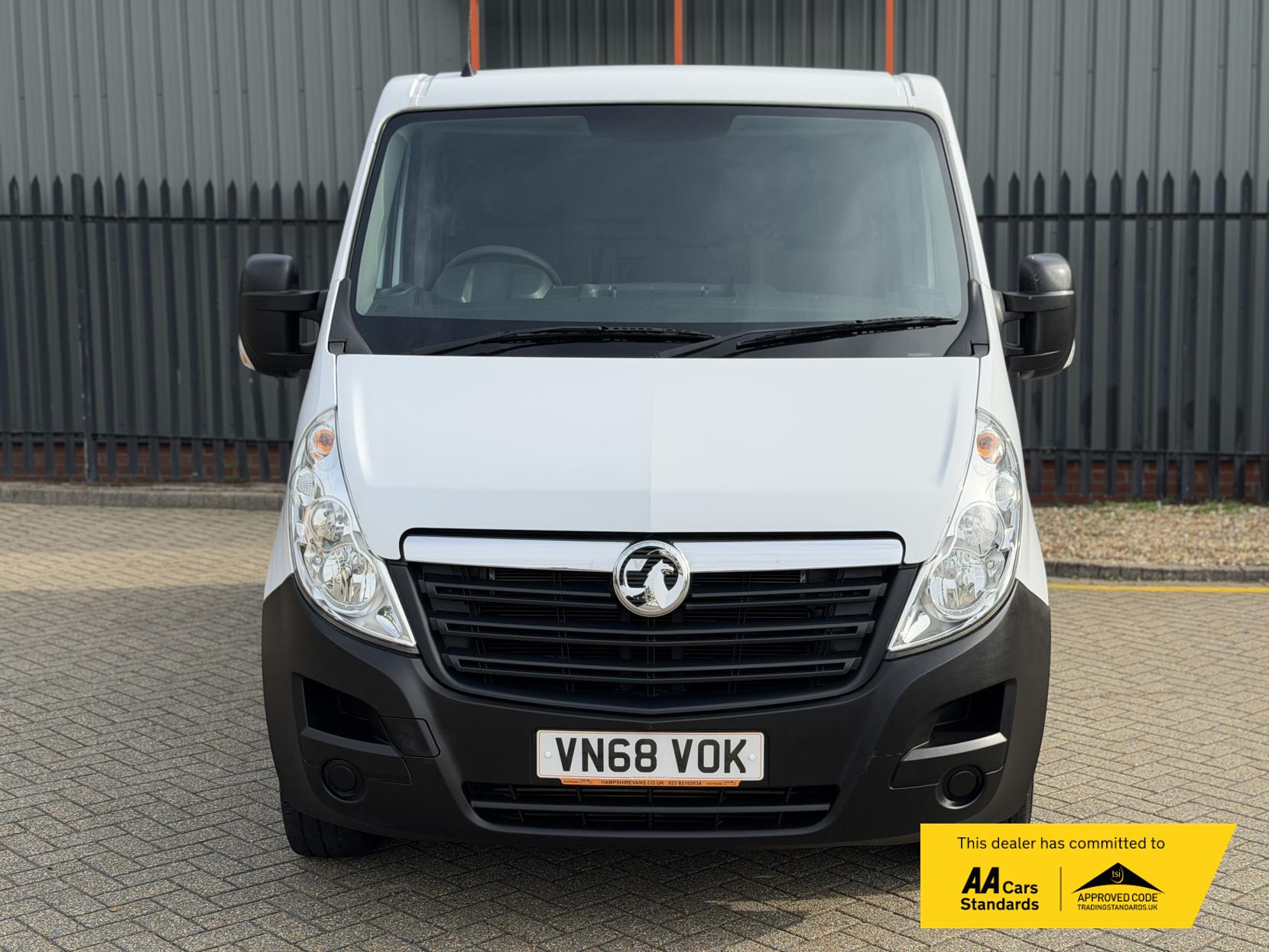 Vauxhall Movano 2.3 CDTi 3500 Panel Van 5dr Diesel Manual FWD L1 H1 Euro 6 (110 ps)