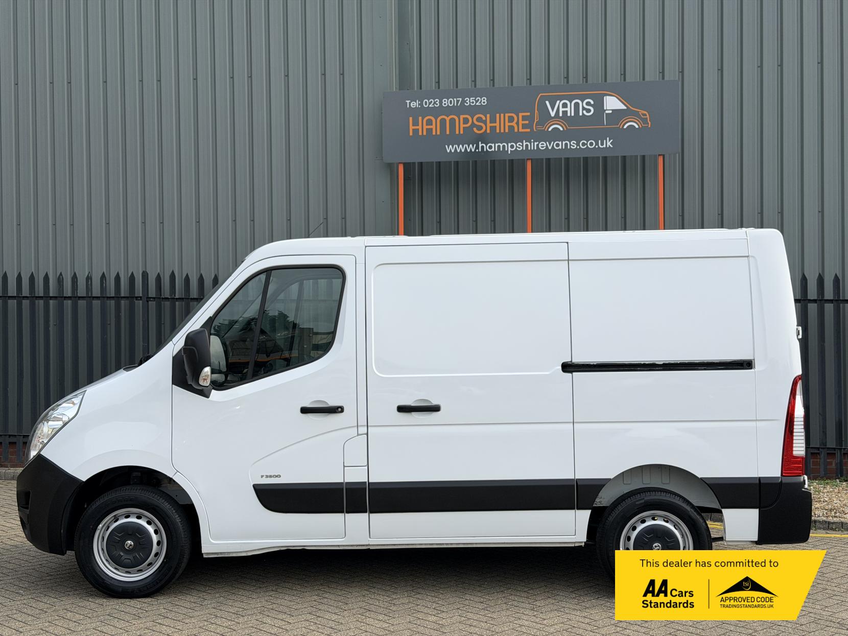 Vauxhall Movano 2.3 CDTi 3500 Panel Van 5dr Diesel Manual FWD L1 H1 Euro 6 (110 ps)