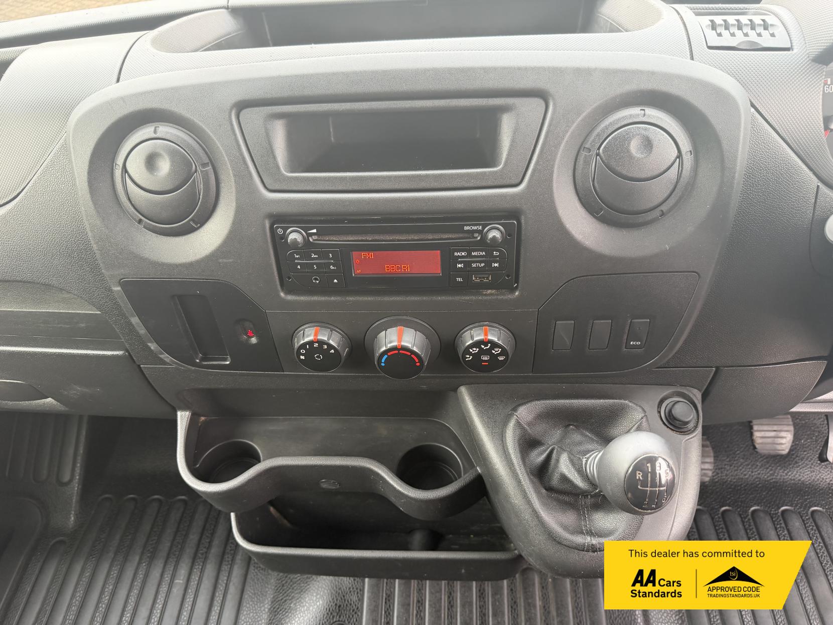 Vauxhall Movano 2.3 CDTi 3500 Panel Van 5dr Diesel Manual FWD L1 H1 Euro 6 (110 ps)