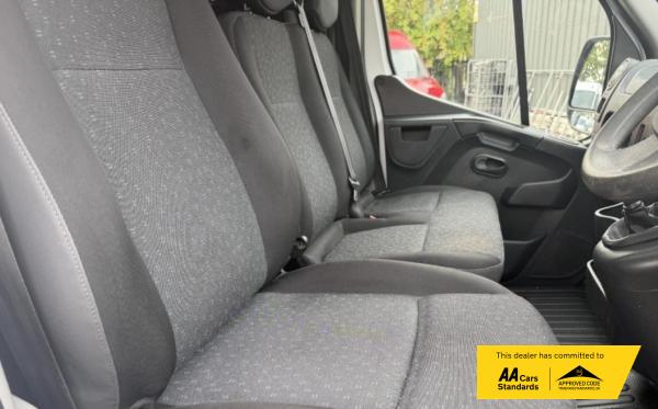 Vauxhall Movano 2.3 CDTi 3500 Panel Van 5dr Diesel Manual FWD L1 H1 Euro 6 (110 ps)