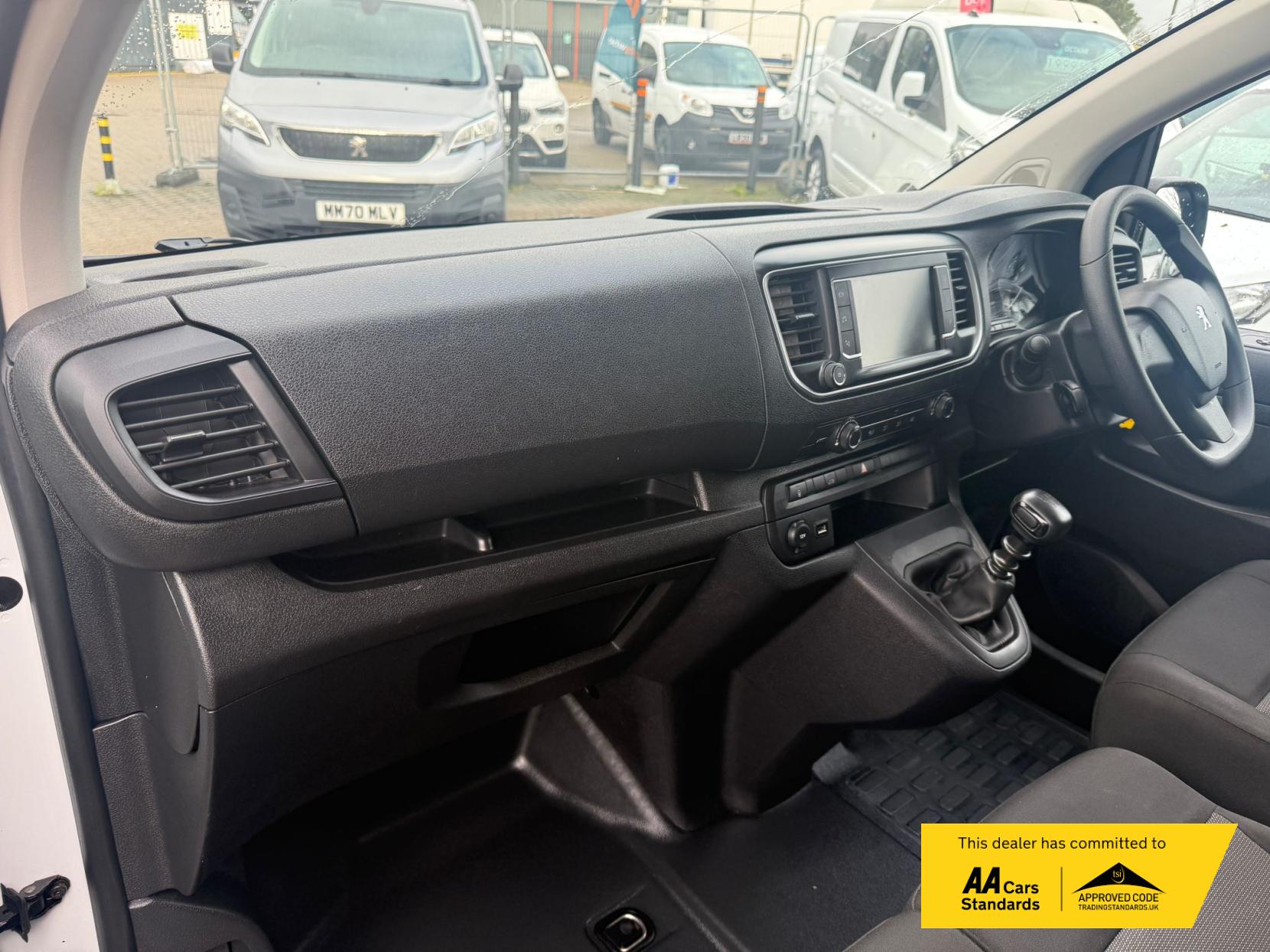 Peugeot Expert 1.5 BlueHDi 1000 Asphalt Premium + Standard Panel Van 6dr Diesel Manual MWB Euro 6 (s/s) (100 bhp)