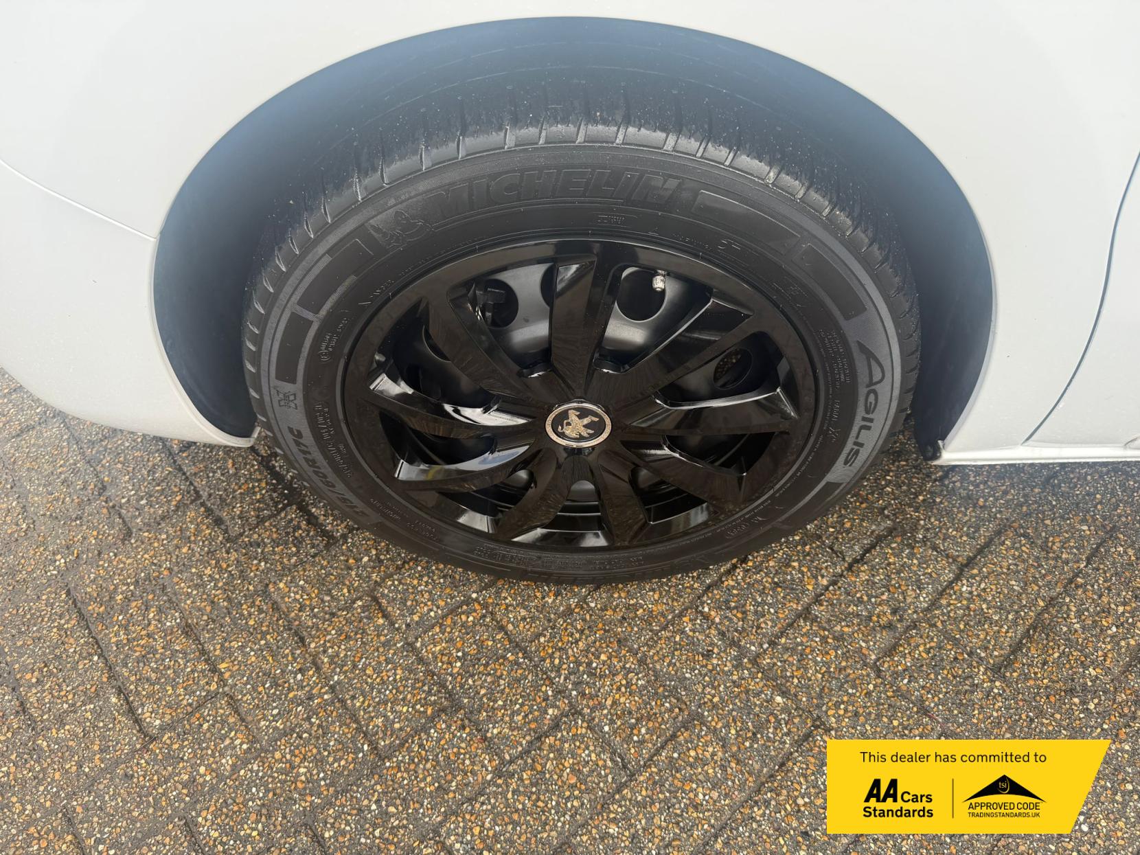 Peugeot Expert 1.5 BlueHDi 1000 Asphalt Premium + Standard Panel Van 6dr Diesel Manual MWB Euro 6 (s/s) (100 bhp)