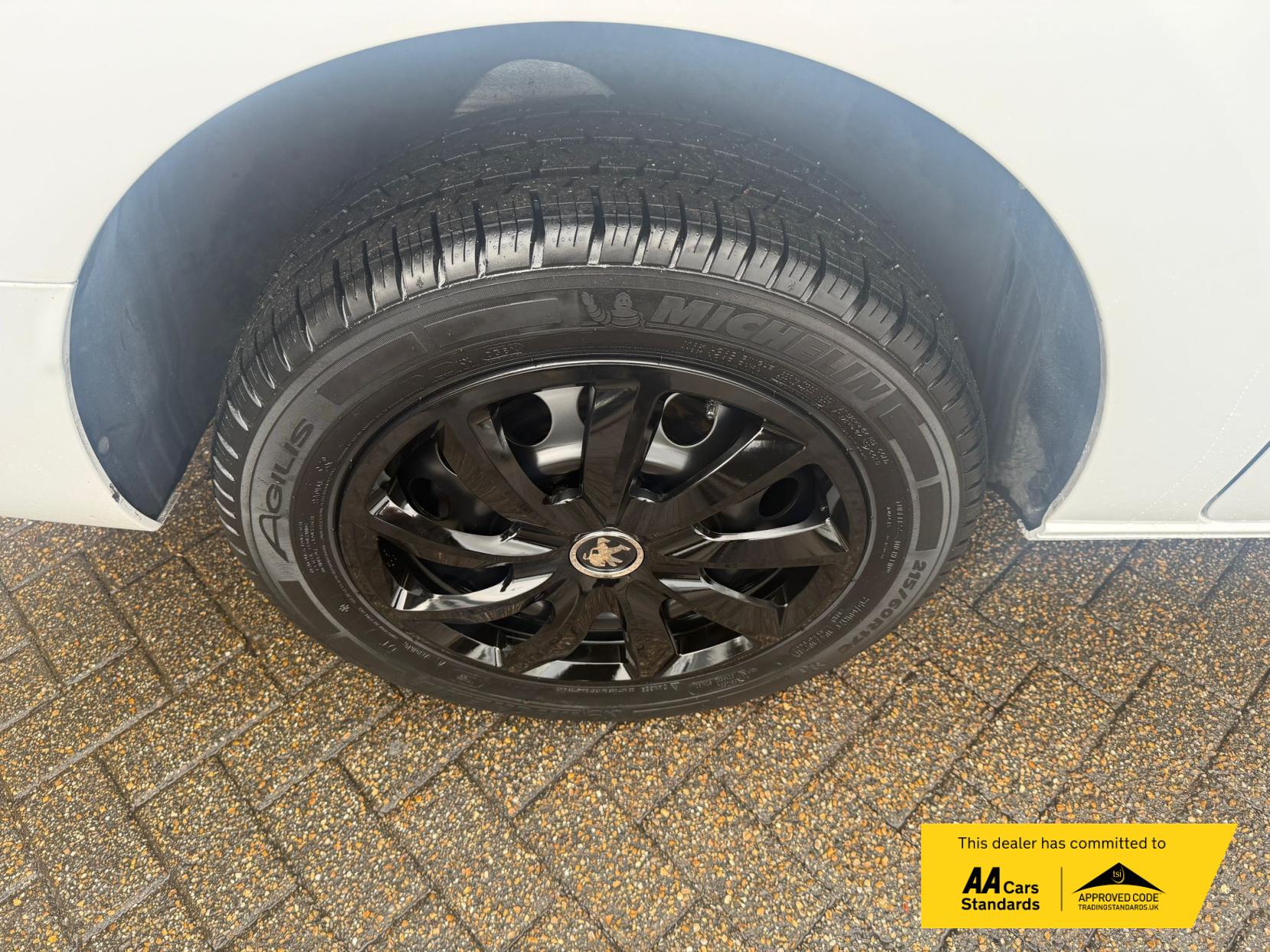 Peugeot Expert 1.5 BlueHDi 1000 Asphalt Premium + Standard Panel Van 6dr Diesel Manual MWB Euro 6 (s/s) (100 bhp)