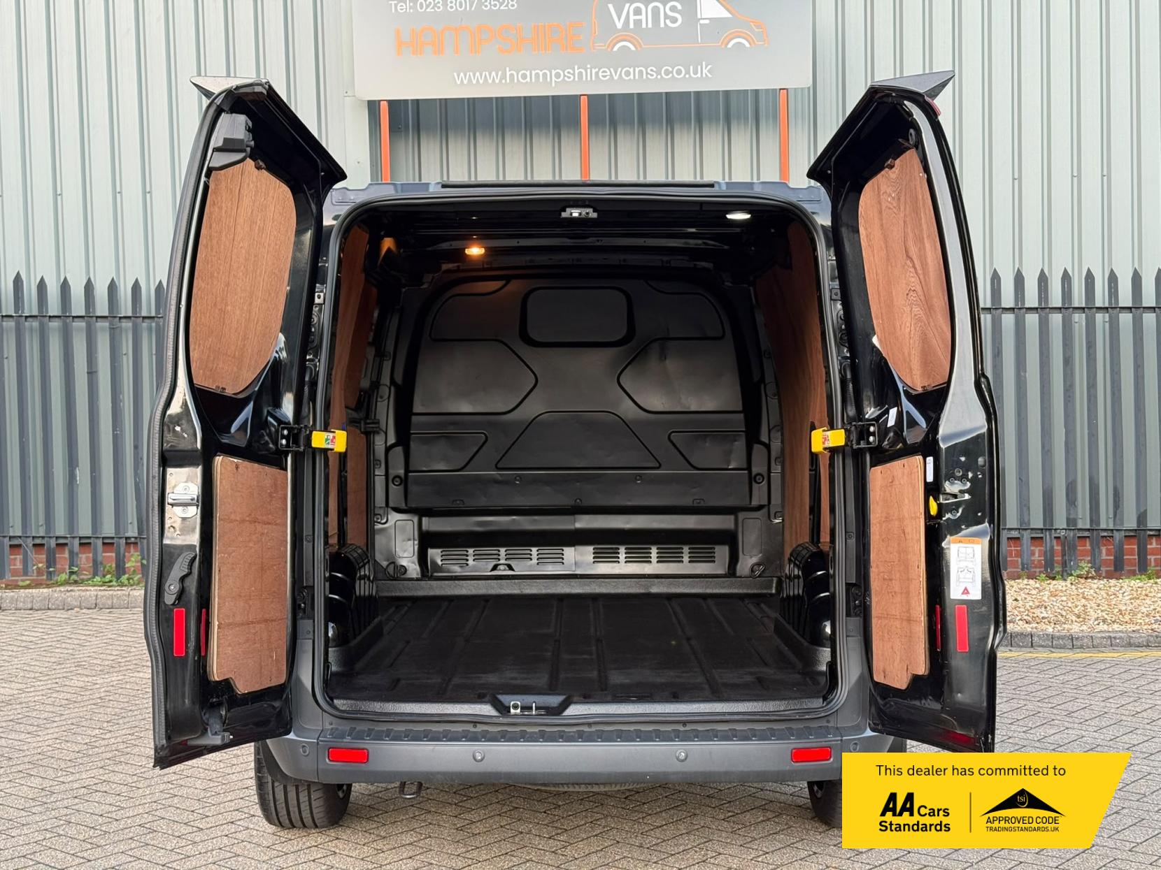 2018 Ford Transit Custom 2.0 TDCi 270 Trend Panel Van 5dr Diesel Manual L1 H1 (157 g/km, 128 bhp) - Thumbnail 46
