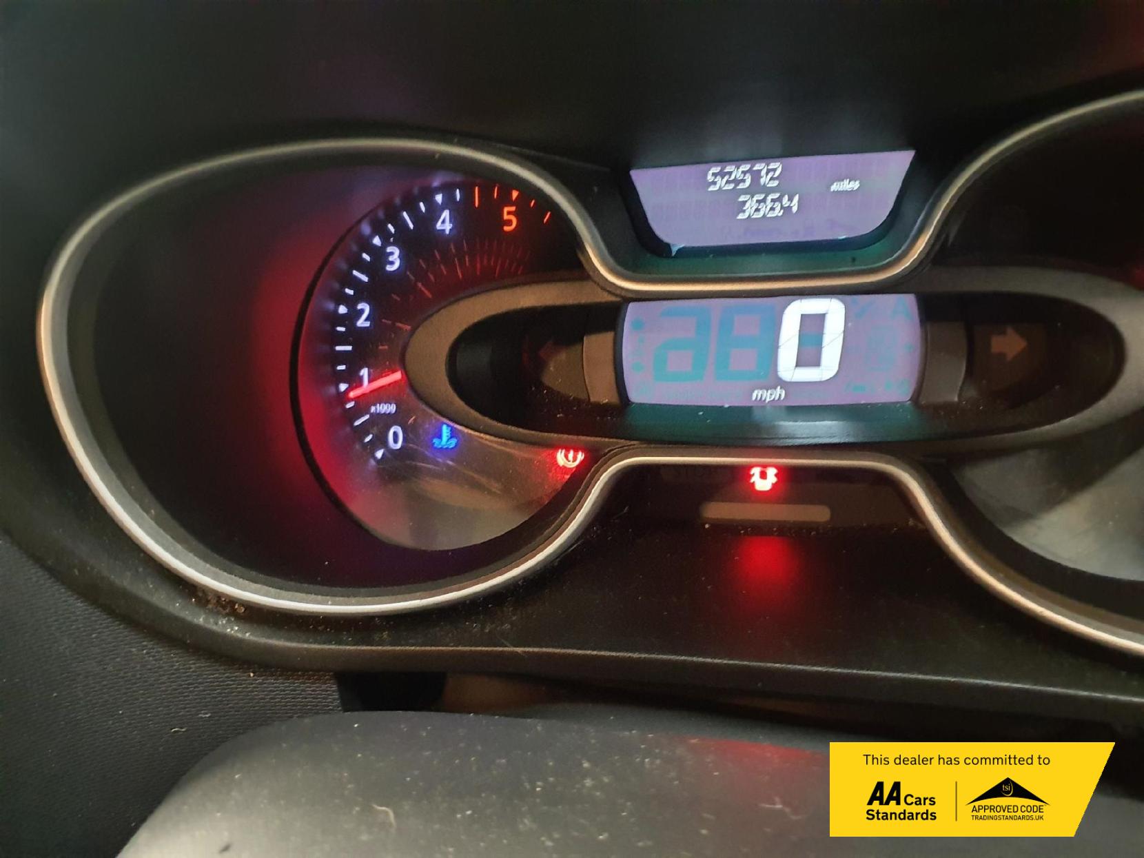 Renault Trafic 2.0 dCi ENERGY 28 Business Panel Van 5dr Diesel Manual SWB Standard Roof Euro 6 (s/s) (120 ps)