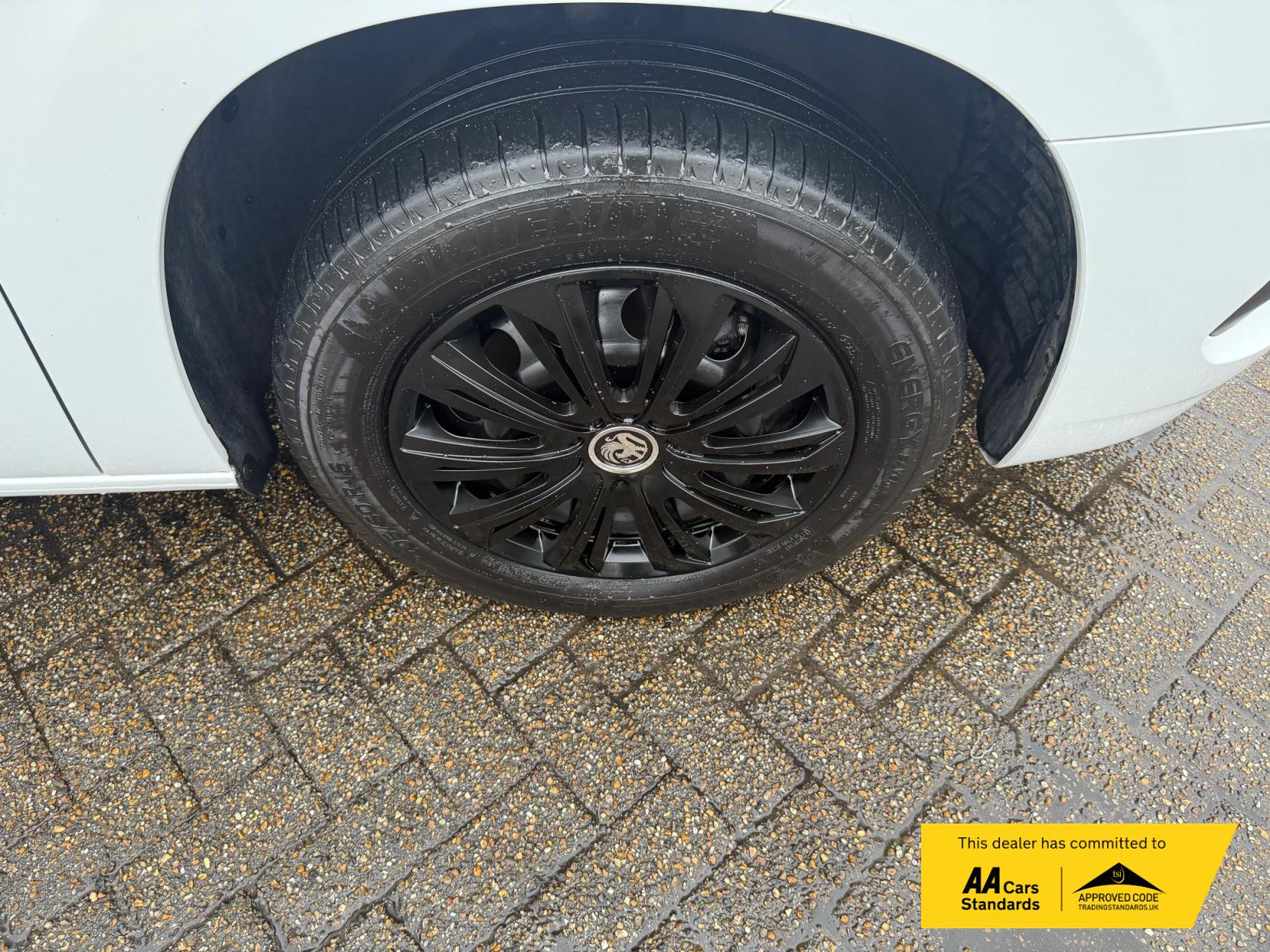 Vauxhall Combo 1.5 Turbo D 2300 Pro Panel Van 5dr Diesel Manual L1 H1 Euro 6 (s/s) (100 ps)