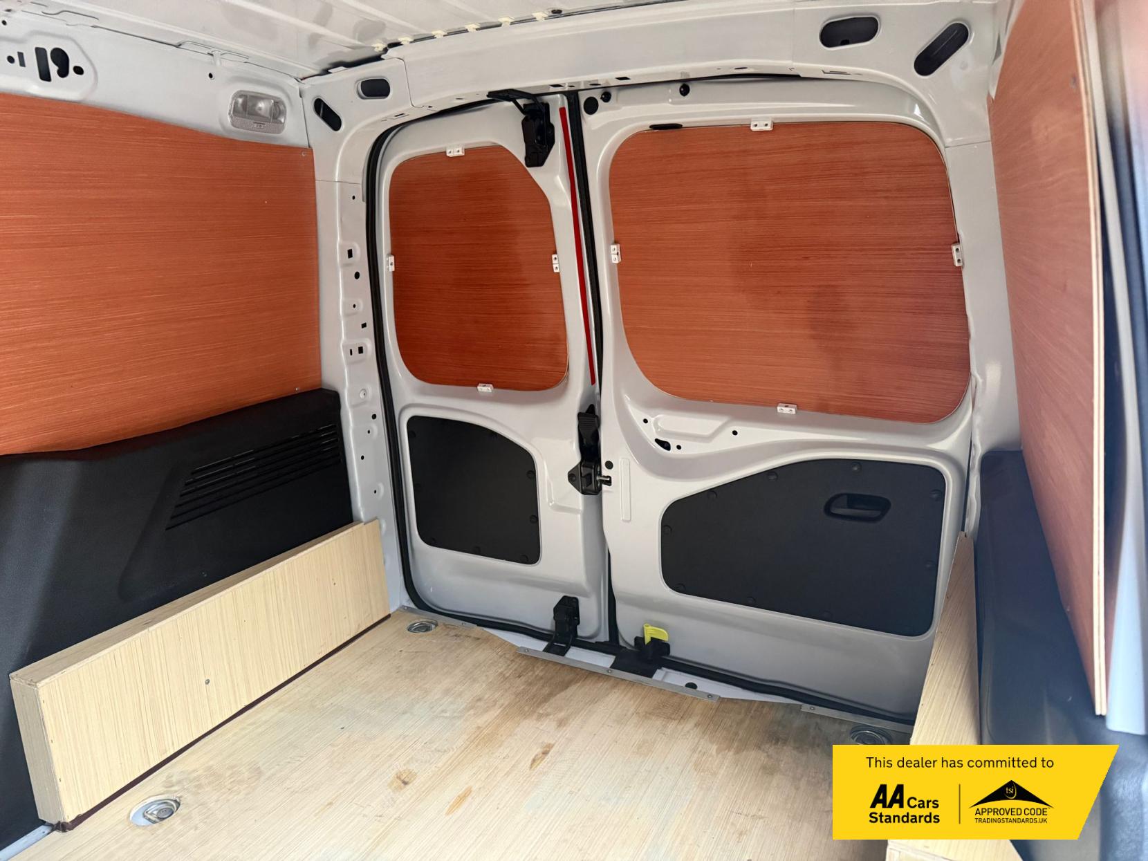 Vauxhall Combo 1.5 Turbo D 2300 Pro Panel Van 5dr Diesel Manual L1 H1 Euro 6 (s/s) (100 ps)