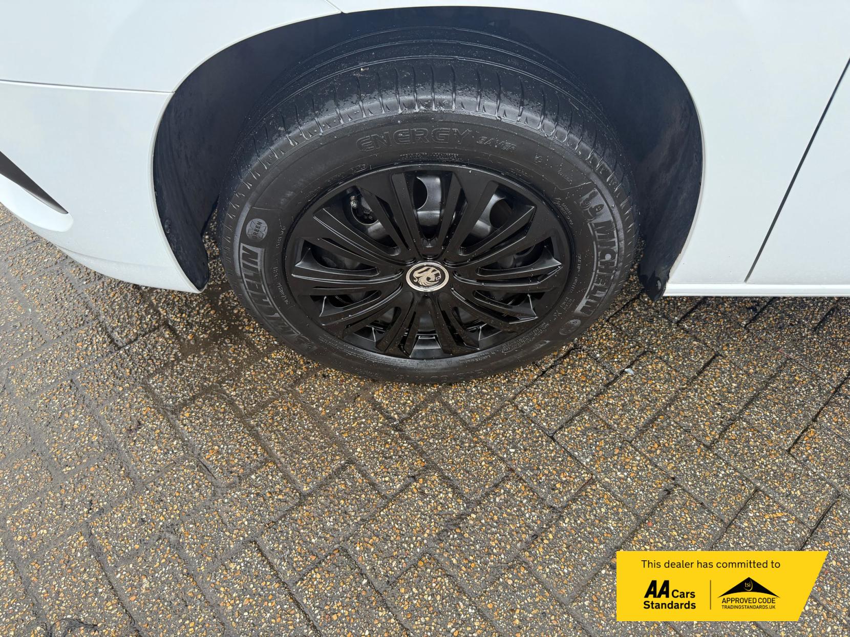 Vauxhall Combo 1.5 Turbo D 2300 Pro Panel Van 5dr Diesel Manual L1 H1 Euro 6 (s/s) (100 ps)