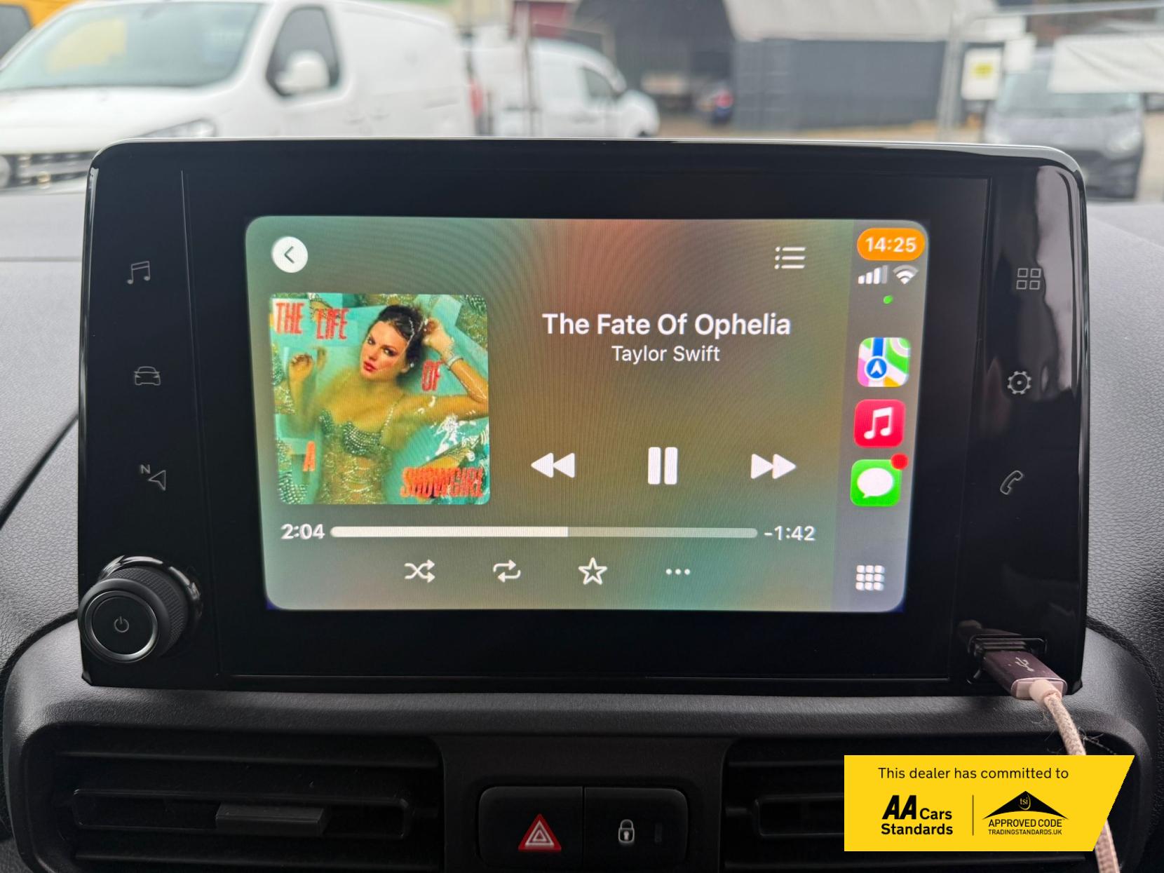 Vauxhall Combo 1.5 Turbo D 2300 Pro Panel Van 5dr Diesel Manual L1 H1 Euro 6 (s/s) (100 ps)