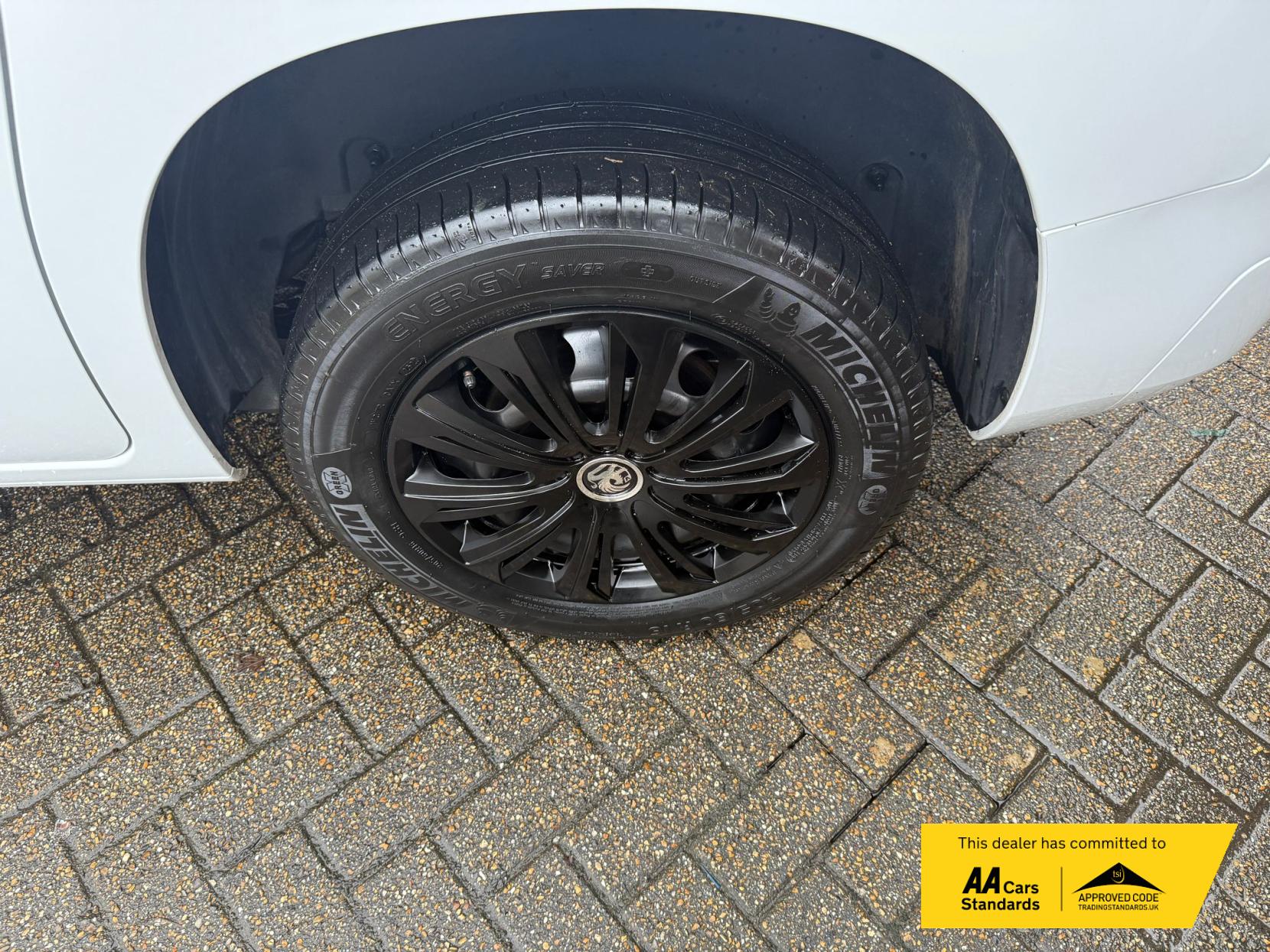 Vauxhall Combo 1.5 Turbo D 2300 Pro Panel Van 5dr Diesel Manual L1 H1 Euro 6 (s/s) (100 ps)