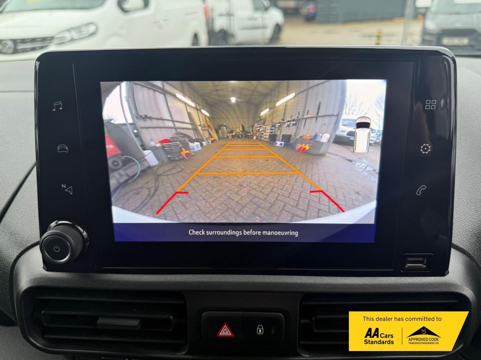 Vauxhall Combo 1.5 Turbo D 2300 Pro Panel Van 5dr Diesel Manual L1 H1 Euro 6 (s/s) (100 ps)