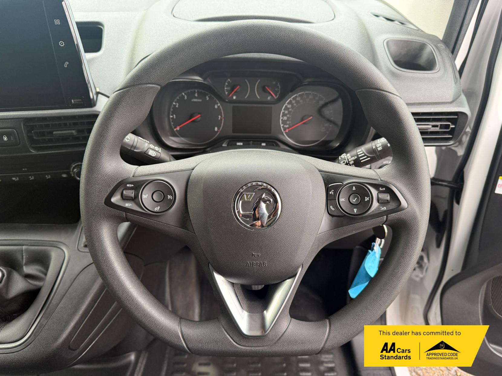 Vauxhall Combo 1.5 Turbo D 2300 Pro Panel Van 5dr Diesel Manual L1 H1 Euro 6 (s/s) (100 ps)