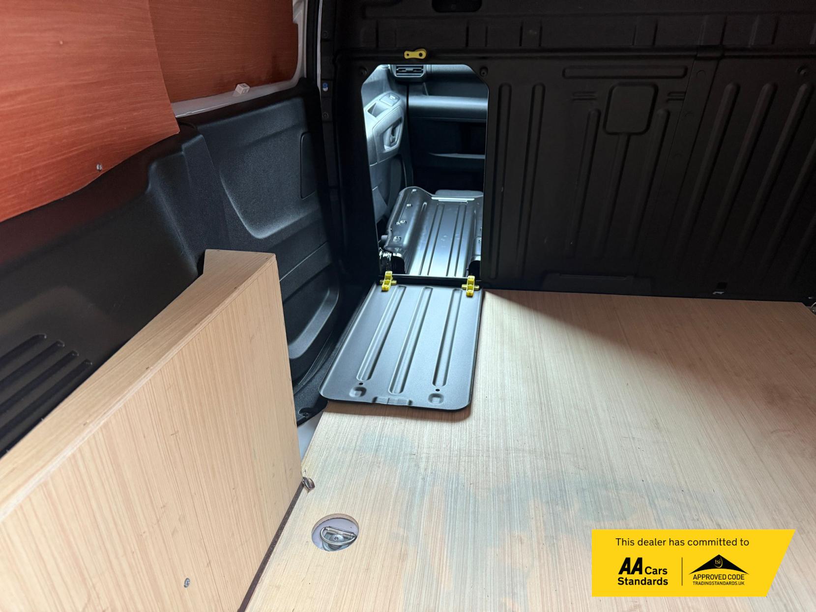 Vauxhall Combo 1.5 Turbo D 2300 Pro Panel Van 5dr Diesel Manual L1 H1 Euro 6 (s/s) (100 ps)