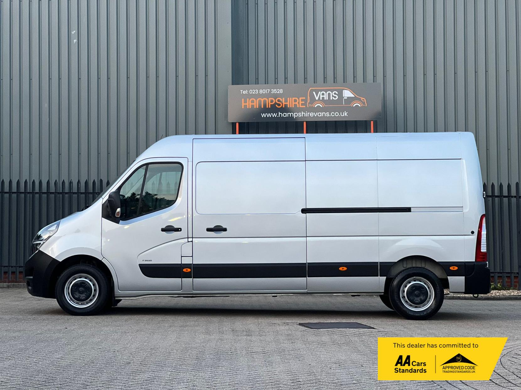 Vauxhall Movano 2.3 CDTi 3500 BiTurbo Edition Panel Van 5dr Diesel Manual FWD L3 H2 Euro 6 (135 ps)