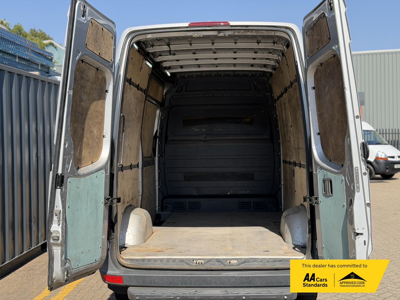 2015 Mercedes-Benz Sprinter 2.1 313 CDi Panel Van 4dr Diesel Manual RWD L2 (129 bhp) - Thumbnail 5