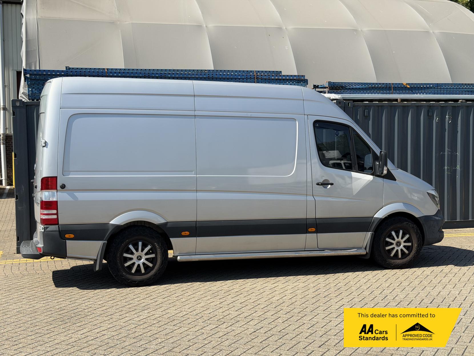 2015 Mercedes-Benz Sprinter 2.1 313 CDi Panel Van 4dr Diesel Manual RWD L2 (129 bhp) - Thumbnail 4