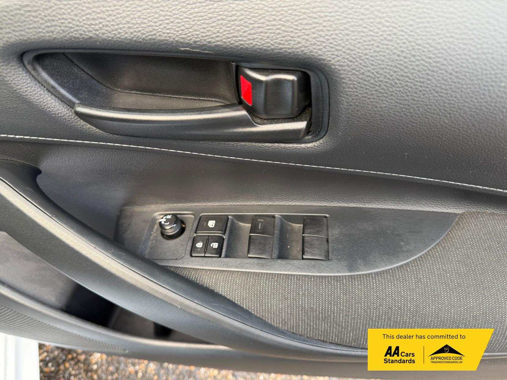 Toyota Corolla 1.8 VVT-h Car Derived Van 5dr Petrol Hybrid CVT Euro 6 (s/s) (140 ps)