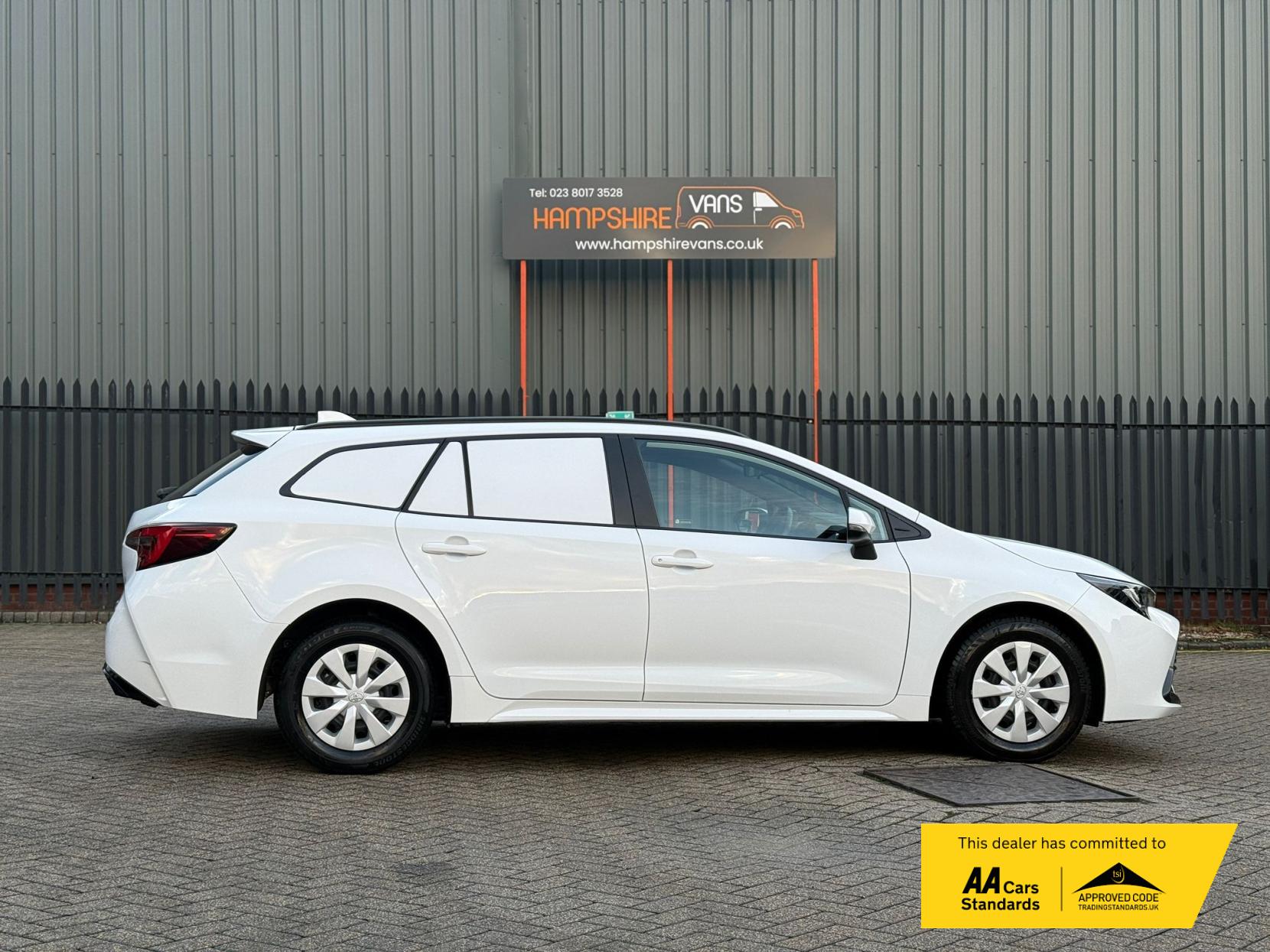 Toyota Corolla 1.8 VVT-h Car Derived Van 5dr Petrol Hybrid CVT Euro 6 (s/s) (140 ps)