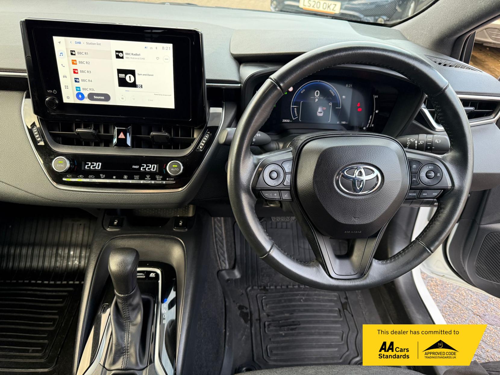 Toyota Corolla 1.8 VVT-h Car Derived Van 5dr Petrol Hybrid CVT Euro 6 (s/s) (140 ps)