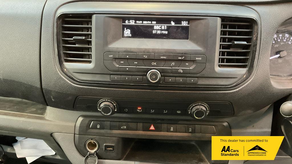 Vauxhall Vivaro 1.5 Turbo D 2900 Edition Panel Van 5dr Diesel Manual L2 H1 Euro 6 (s/s) (100 ps)