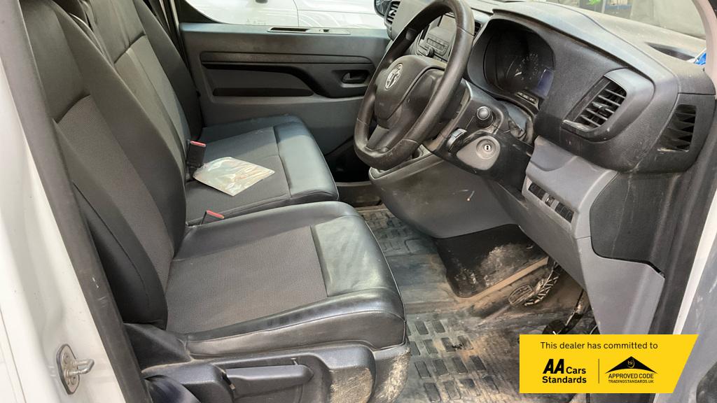 Vauxhall Vivaro 1.5 Turbo D 2900 Edition Panel Van 5dr Diesel Manual L2 H1 Euro 6 (s/s) (100 ps)