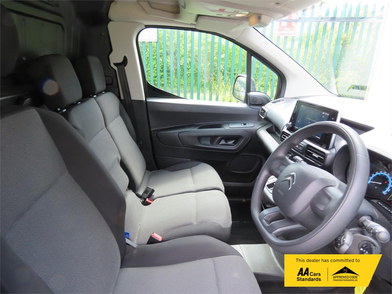 2023 Citroen e-Berlingo 800 50kWh Enterprise Edition M Panel Van 5dr Electric Auto SWB (7.4kW Charger) (136 ps) - Thumbnail 5
