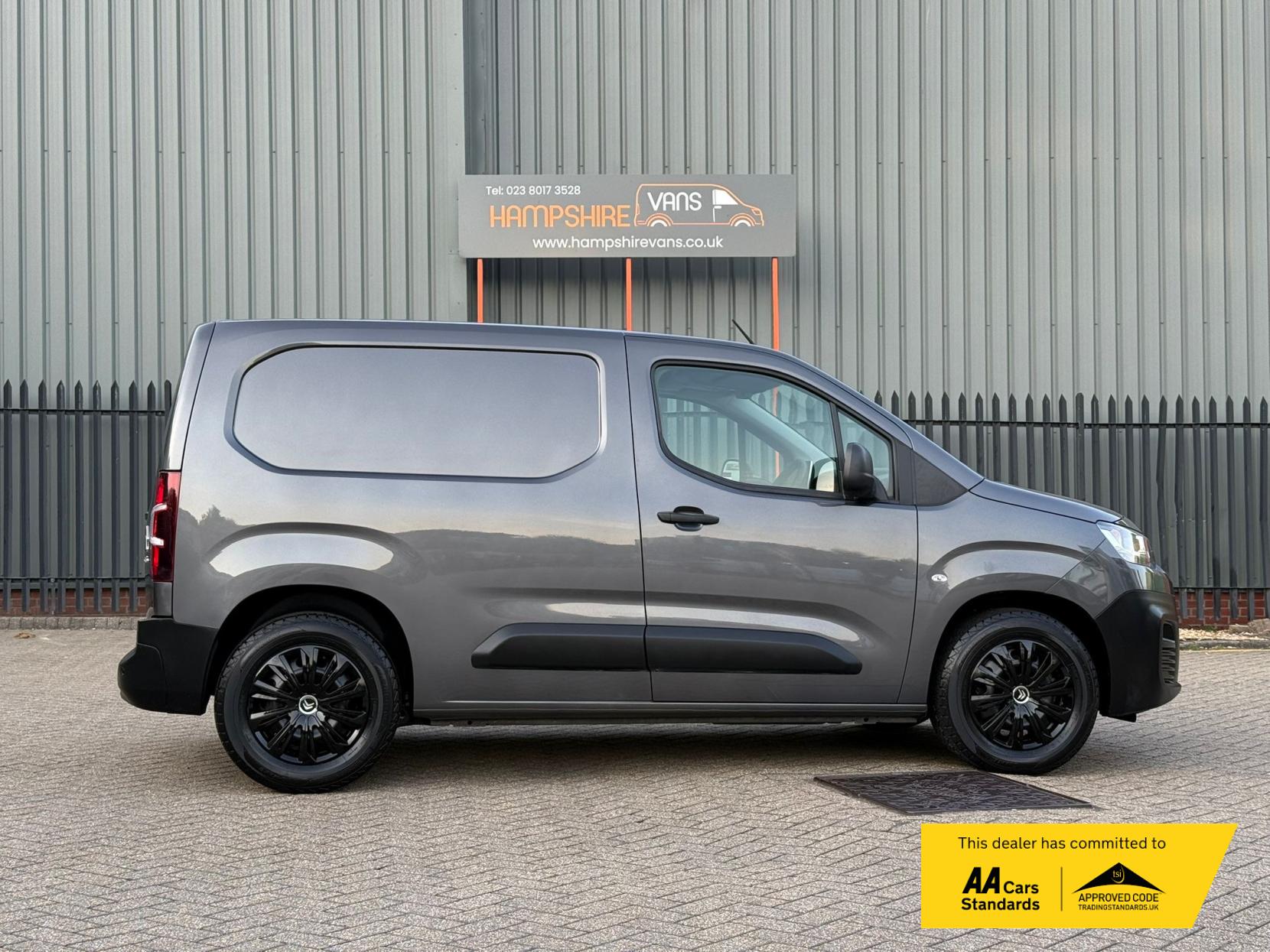 2023 Citroen e-Berlingo 800 50kWh Enterprise Edition M Panel Van 5dr Electric Auto SWB (7.4kW Charger) (136 ps) - Thumbnail 7