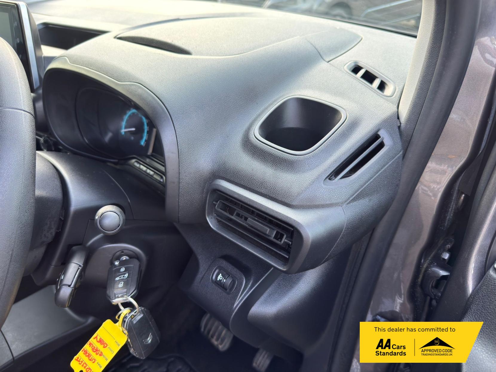 2023 Citroen e-Berlingo 800 50kWh Enterprise Edition M Panel Van 5dr Electric Auto SWB (7.4kW Charger) (136 ps) - Thumbnail 52