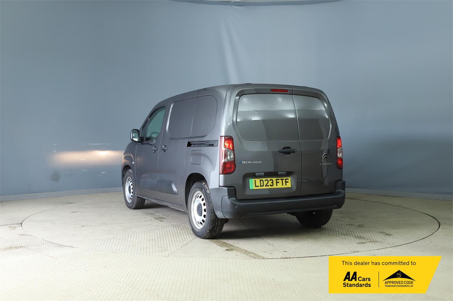 2023 Citroen e-Berlingo 800 50kWh Enterprise Edition M Panel Van 5dr Electric Auto SWB (7.4kW Charger) (136 ps) - Thumbnail 3