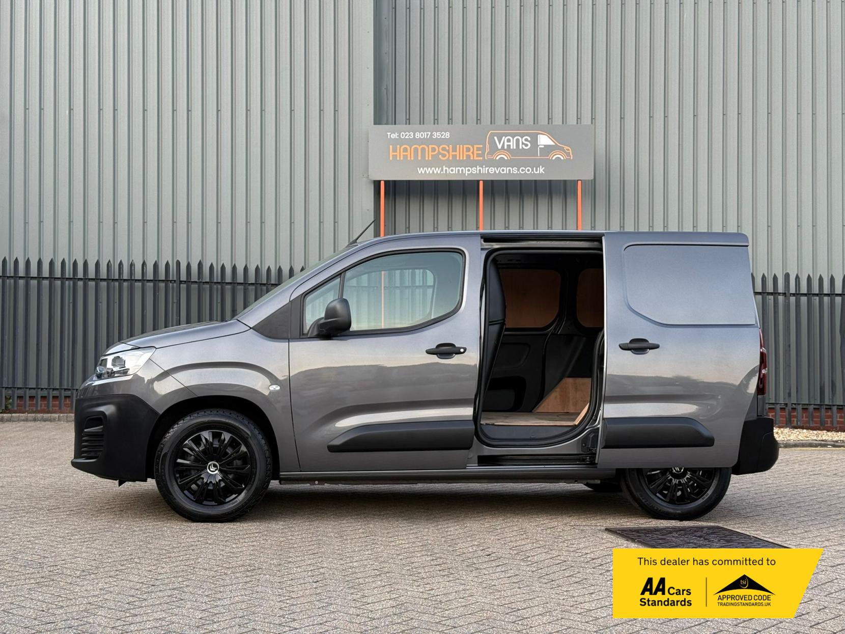 2023 Citroen e-Berlingo 800 50kWh Enterprise Edition M Panel Van 5dr Electric Auto SWB (7.4kW Charger) (136 ps) - Thumbnail 6