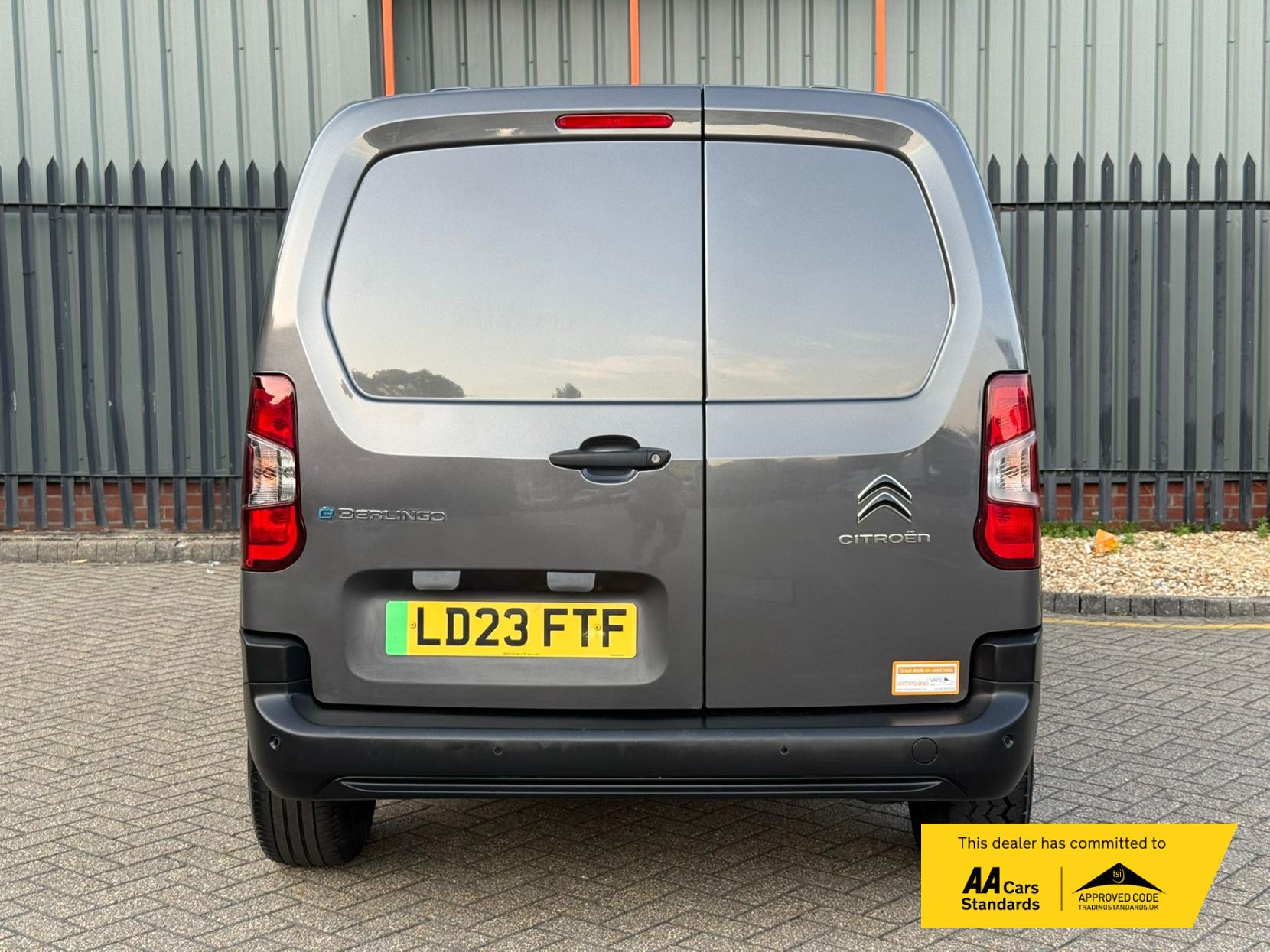 2023 Citroen e-Berlingo 800 50kWh Enterprise Edition M Panel Van 5dr Electric Auto SWB (7.4kW Charger) (136 ps) - Thumbnail 13