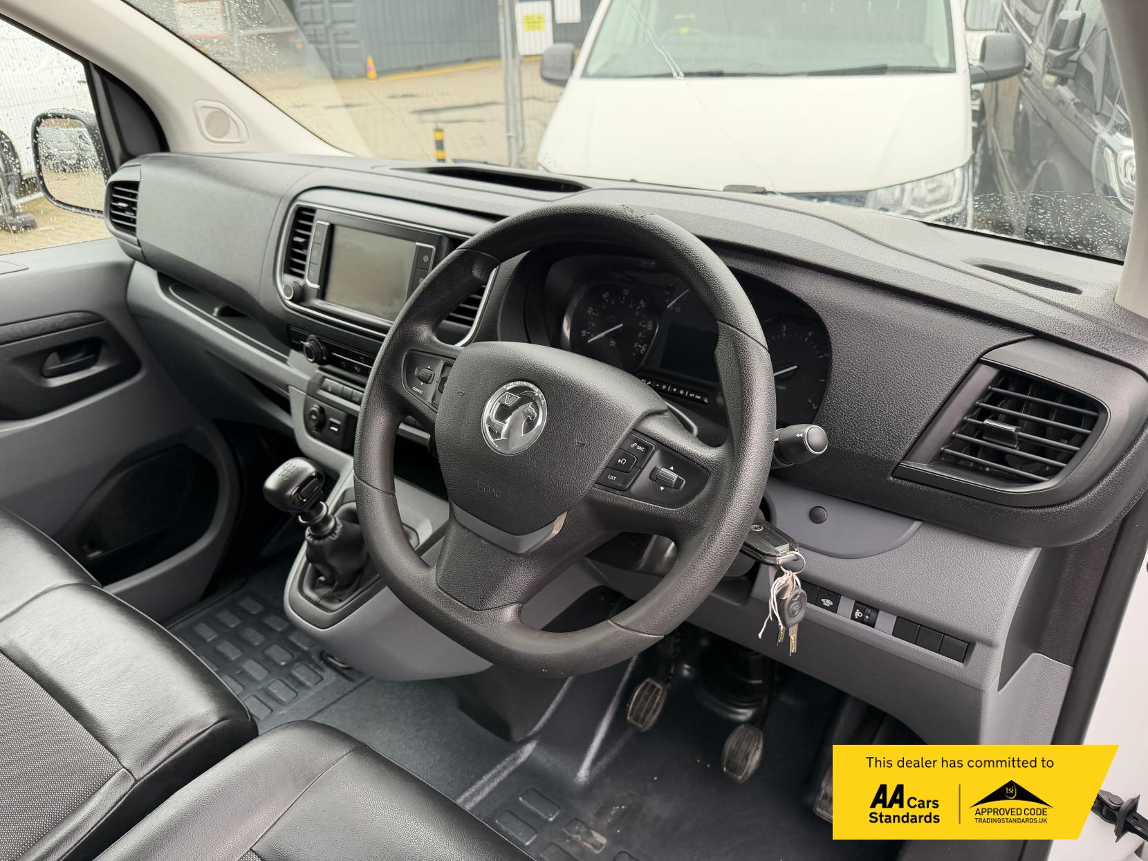 Vauxhall Vivaro 1.5 Turbo D 2900 Sportive Panel Van 5dr Diesel Manual L2 H1 Euro 6 (s/s) (100 ps)