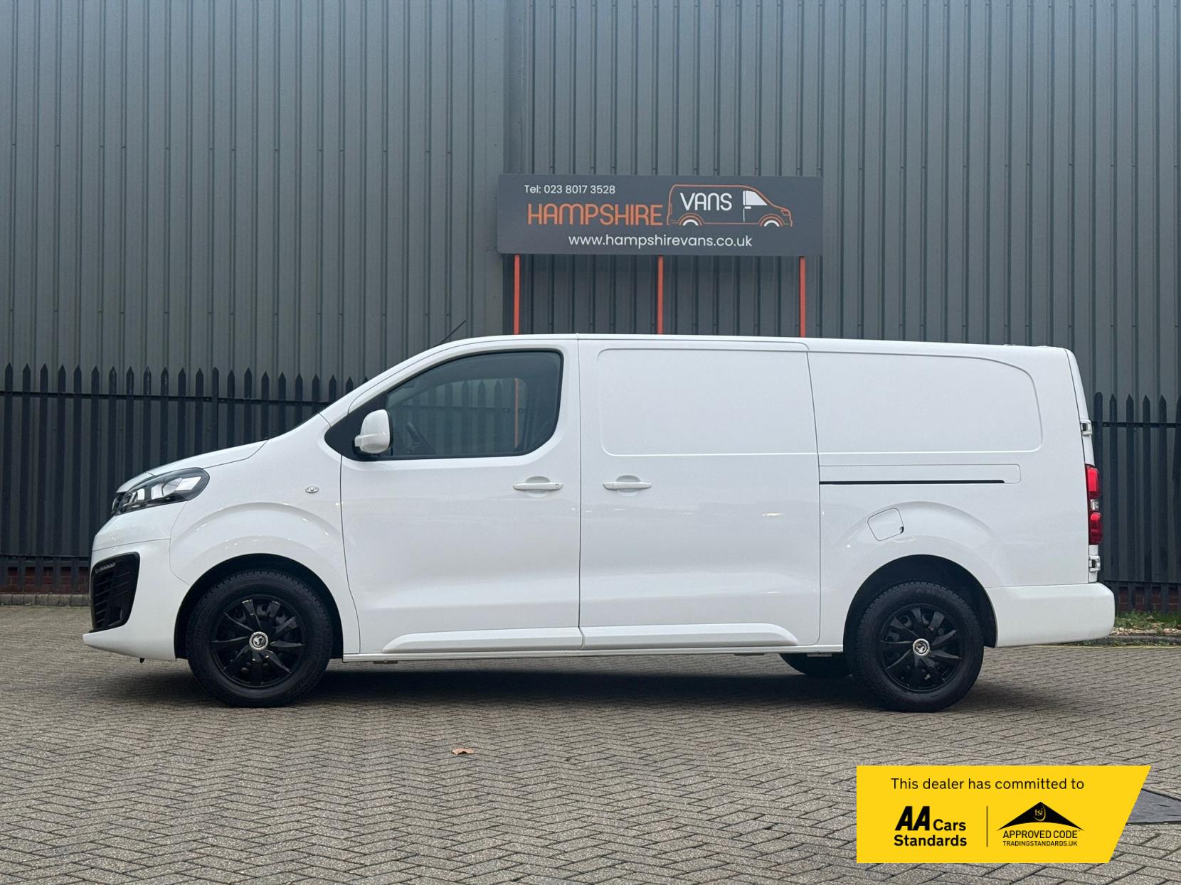 Vauxhall Vivaro 1.5 Turbo D 2900 Sportive Panel Van 5dr Diesel Manual L2 H1 Euro 6 (s/s) (100 ps)