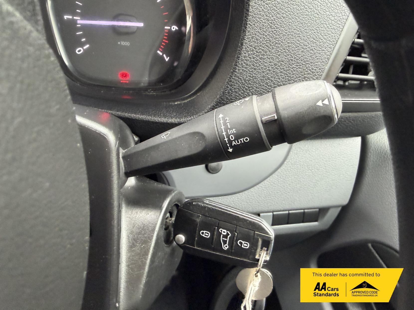 Vauxhall Vivaro 1.5 Turbo D 2900 Sportive Panel Van 5dr Diesel Manual L2 H1 Euro 6 (s/s) (100 ps)