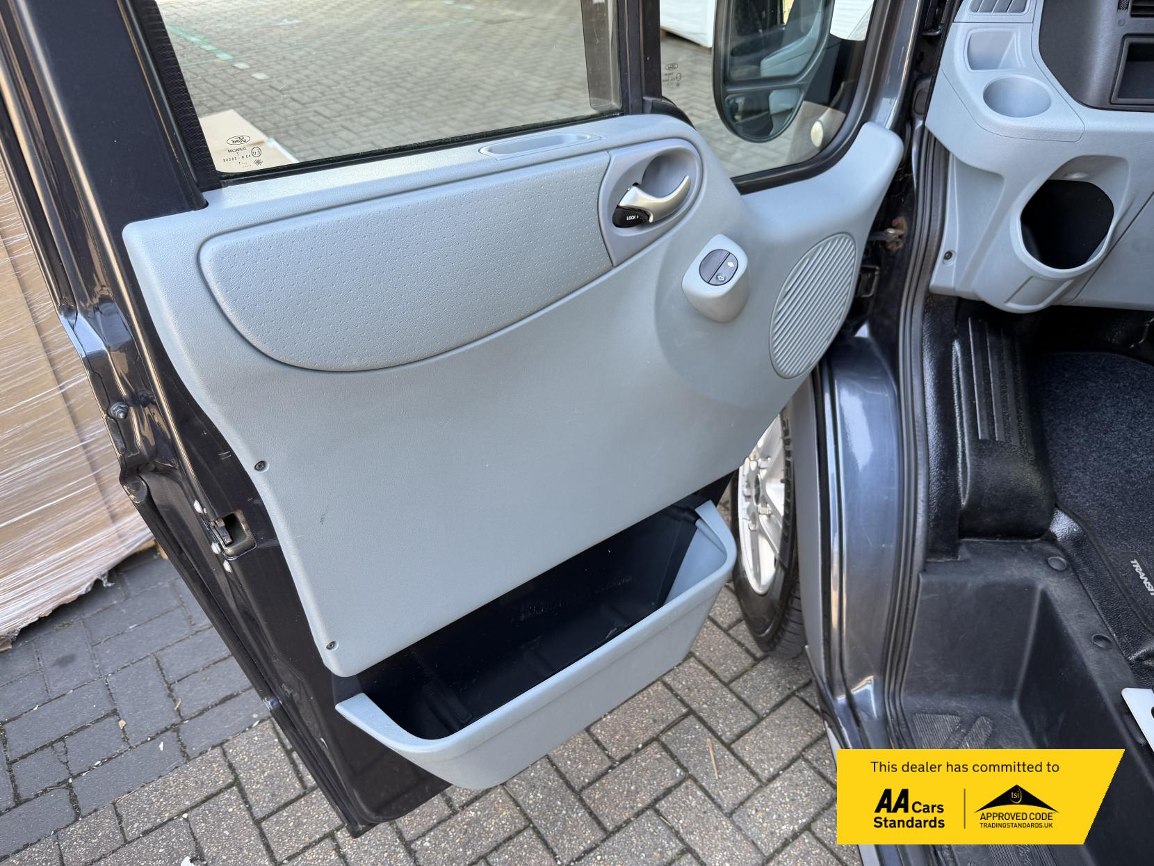 2011 Ford Transit 2.2 TDCi 280 Limited Panel Van 5dr Diesel Manual FWD L2 H2 (113 bhp) - Thumbnail 40