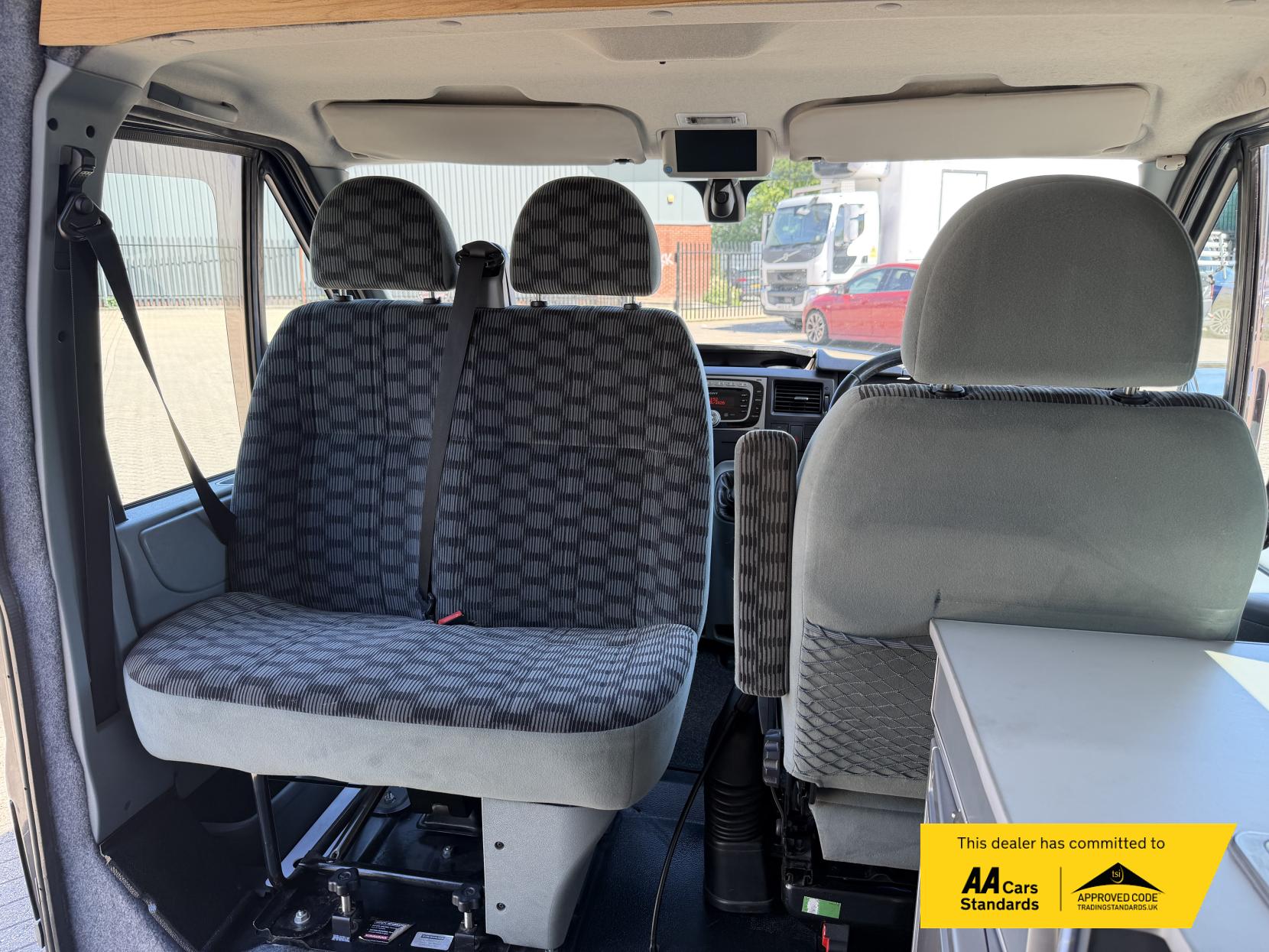 2011 Ford Transit 2.2 TDCi 280 Limited Panel Van 5dr Diesel Manual FWD L2 H2 (113 bhp) - Thumbnail 12